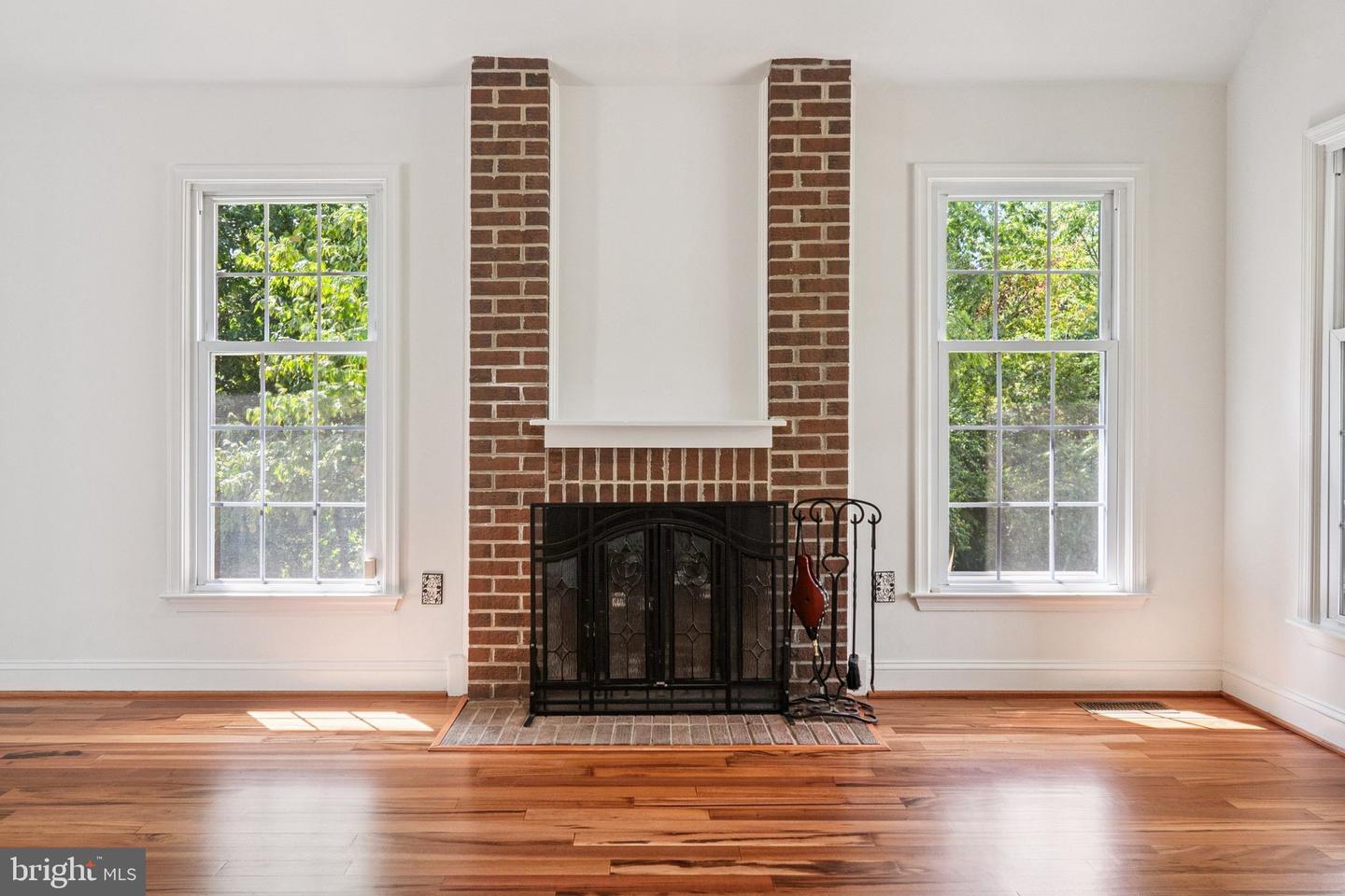 3220 KINROSS CIR, HERNDON, Virginia 20171, 3 Bedrooms Bedrooms, 13 Rooms Rooms,2 BathroomsBathrooms,Residential,For sale,3220 KINROSS CIR,VAFX2264862 MLS # VAFX2264862