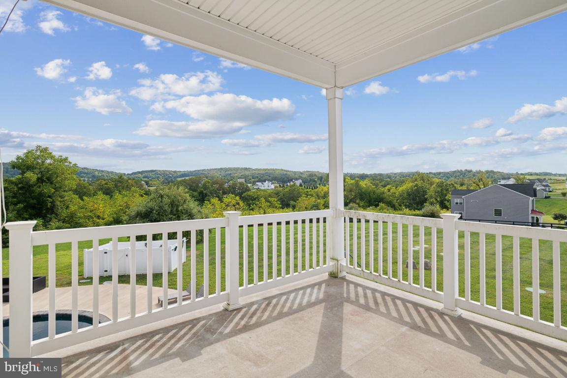 14132 AMYS MEADOW CT, LEESBURG, Virginia 20176, 7 Bedrooms Bedrooms, ,6 BathroomsBathrooms,Residential,For sale,14132 AMYS MEADOW CT,VALO2106156 MLS # VALO2106156