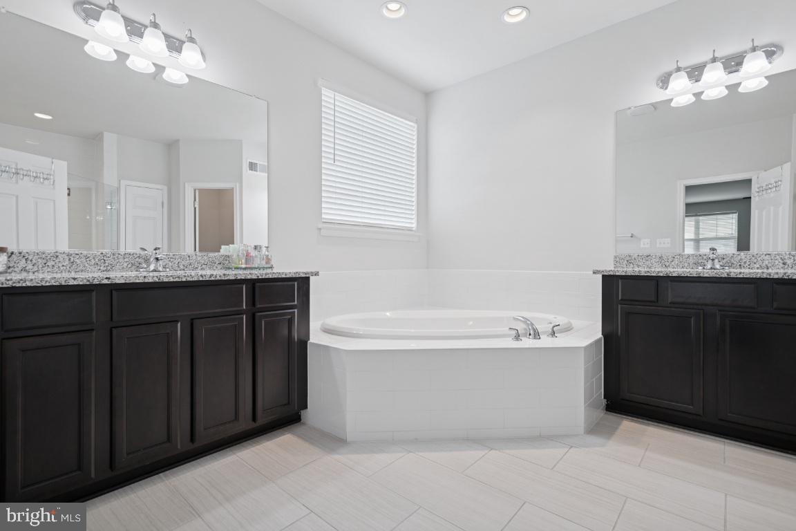14132 AMYS MEADOW CT, LEESBURG, Virginia 20176, 7 Bedrooms Bedrooms, ,6 BathroomsBathrooms,Residential,For sale,14132 AMYS MEADOW CT,VALO2106156 MLS # VALO2106156