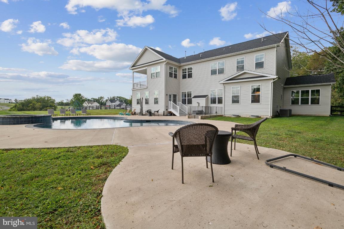 14132 AMYS MEADOW CT, LEESBURG, Virginia 20176, 7 Bedrooms Bedrooms, ,6 BathroomsBathrooms,Residential,For sale,14132 AMYS MEADOW CT,VALO2106156 MLS # VALO2106156