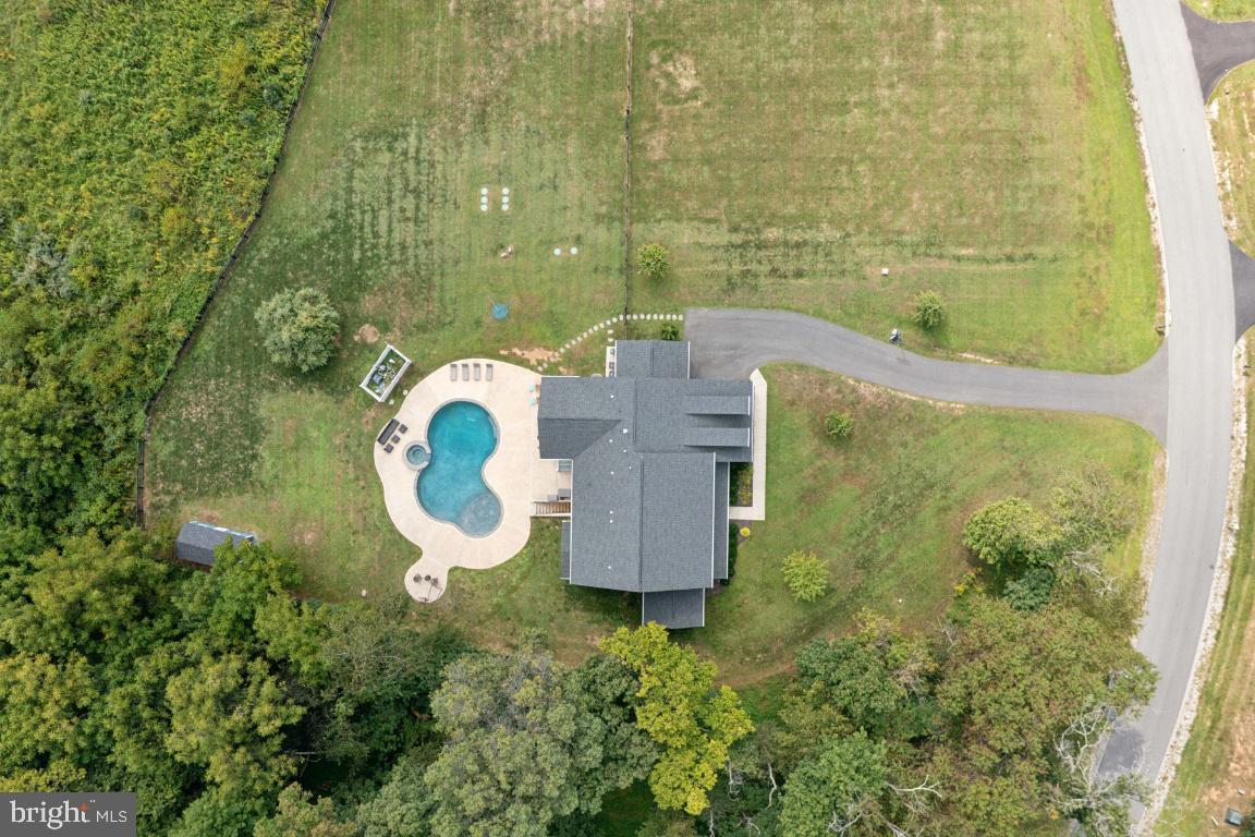 14132 AMYS MEADOW CT, LEESBURG, Virginia 20176, 7 Bedrooms Bedrooms, ,6 BathroomsBathrooms,Residential,For sale,14132 AMYS MEADOW CT,VALO2106156 MLS # VALO2106156