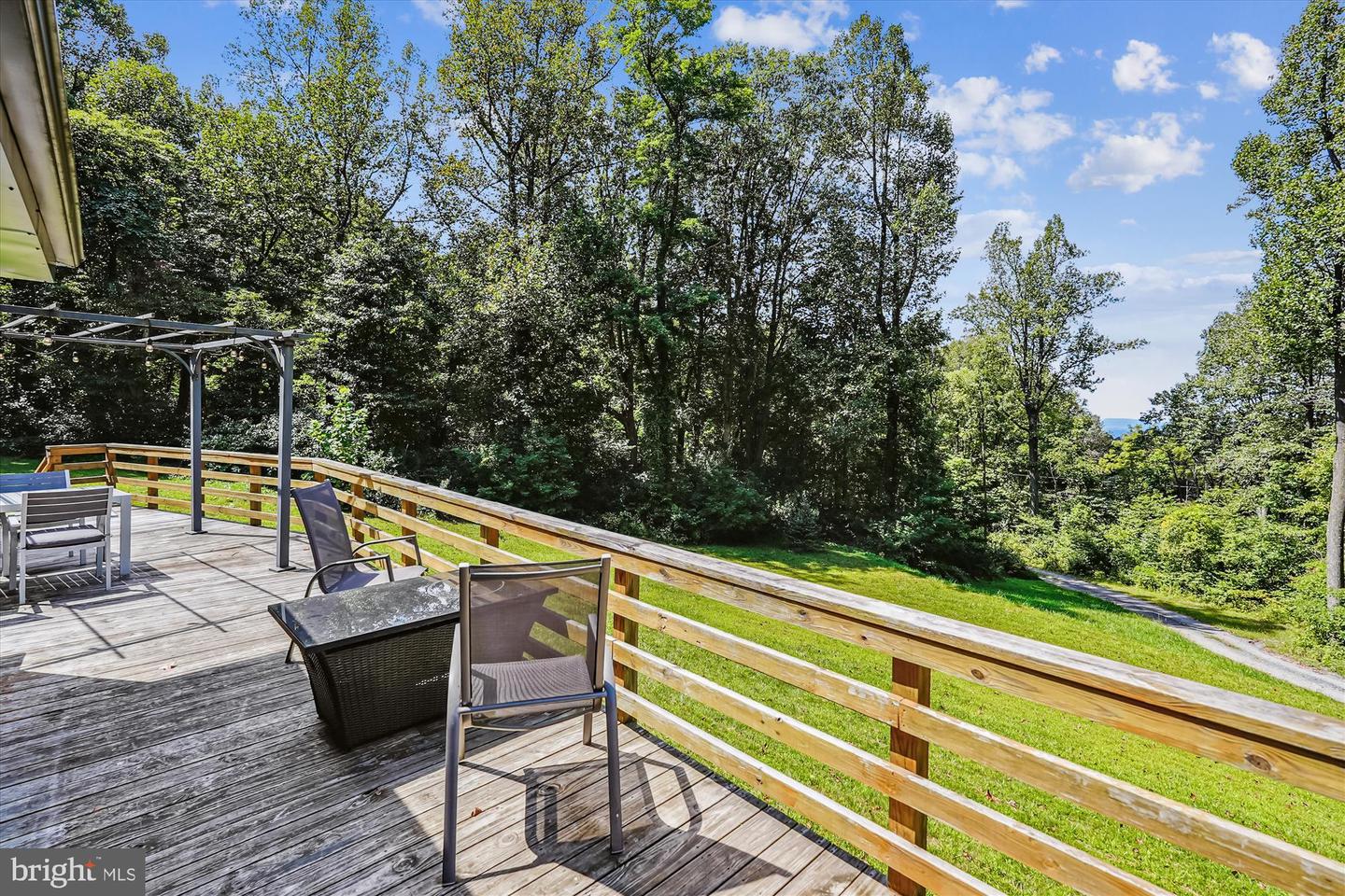 21826 BLUE RIDGE MTN RD, PARIS, Virginia 20130, 3 Bedrooms Bedrooms, ,2 BathroomsBathrooms,Residential,For sale,21826 BLUE RIDGE MTN RD,VACL2006026 MLS # VACL2006026