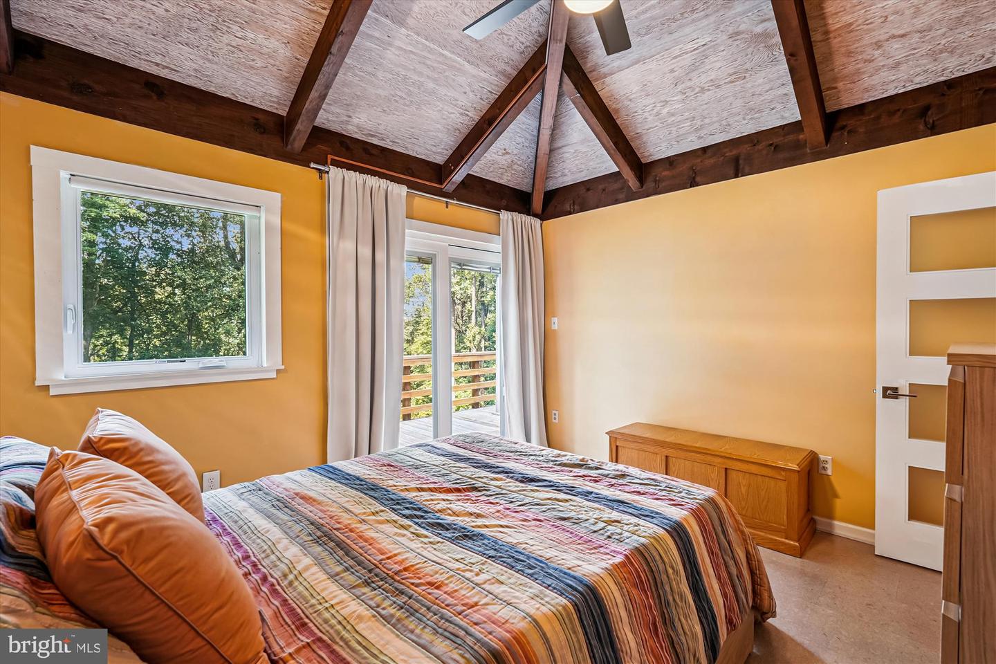 21826 BLUE RIDGE MTN RD, PARIS, Virginia 20130, 3 Bedrooms Bedrooms, ,2 BathroomsBathrooms,Residential,For sale,21826 BLUE RIDGE MTN RD,VACL2006026 MLS # VACL2006026