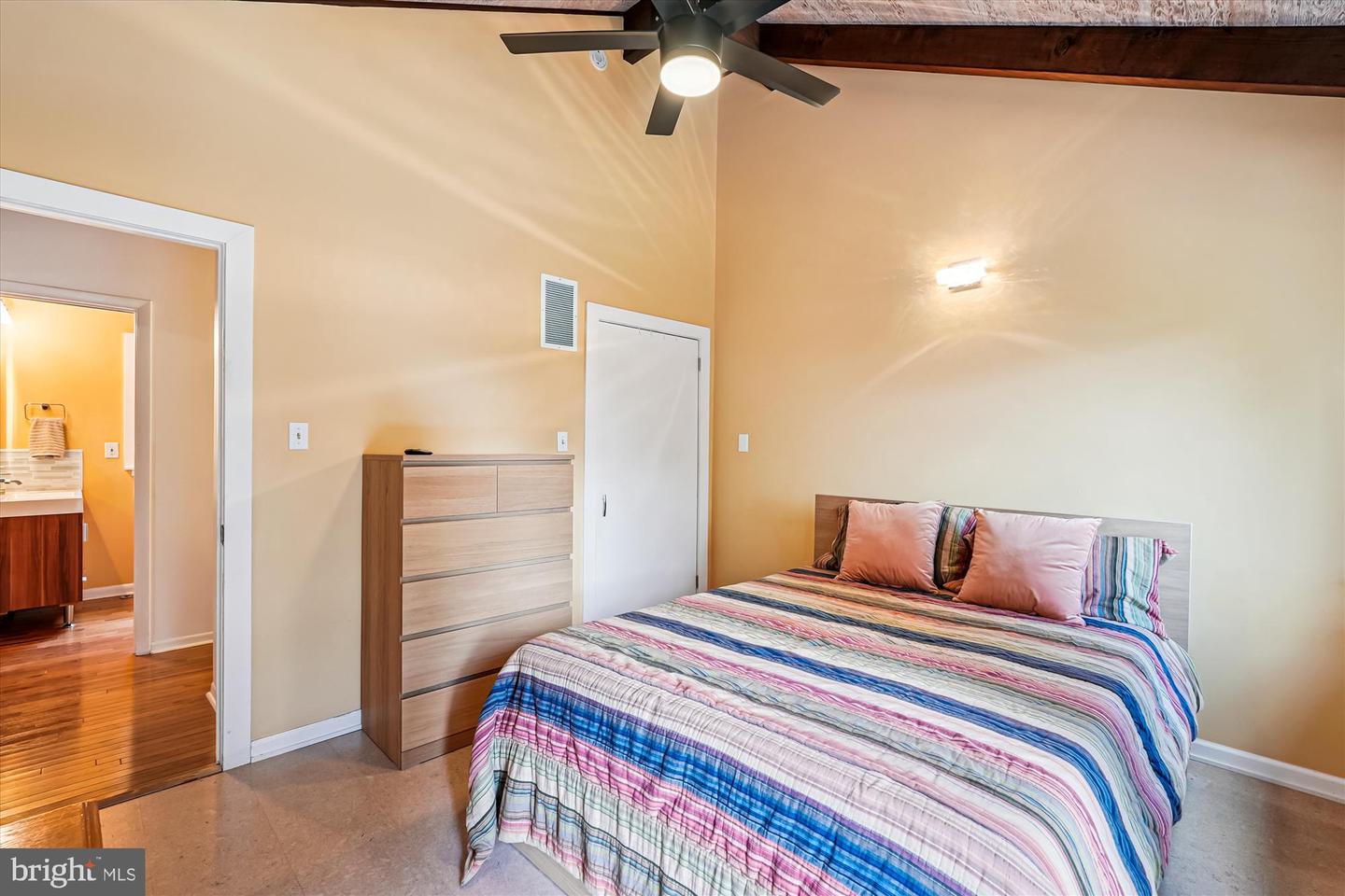 21826 BLUE RIDGE MTN RD, PARIS, Virginia 20130, 3 Bedrooms Bedrooms, ,2 BathroomsBathrooms,Residential,For sale,21826 BLUE RIDGE MTN RD,VACL2006026 MLS # VACL2006026