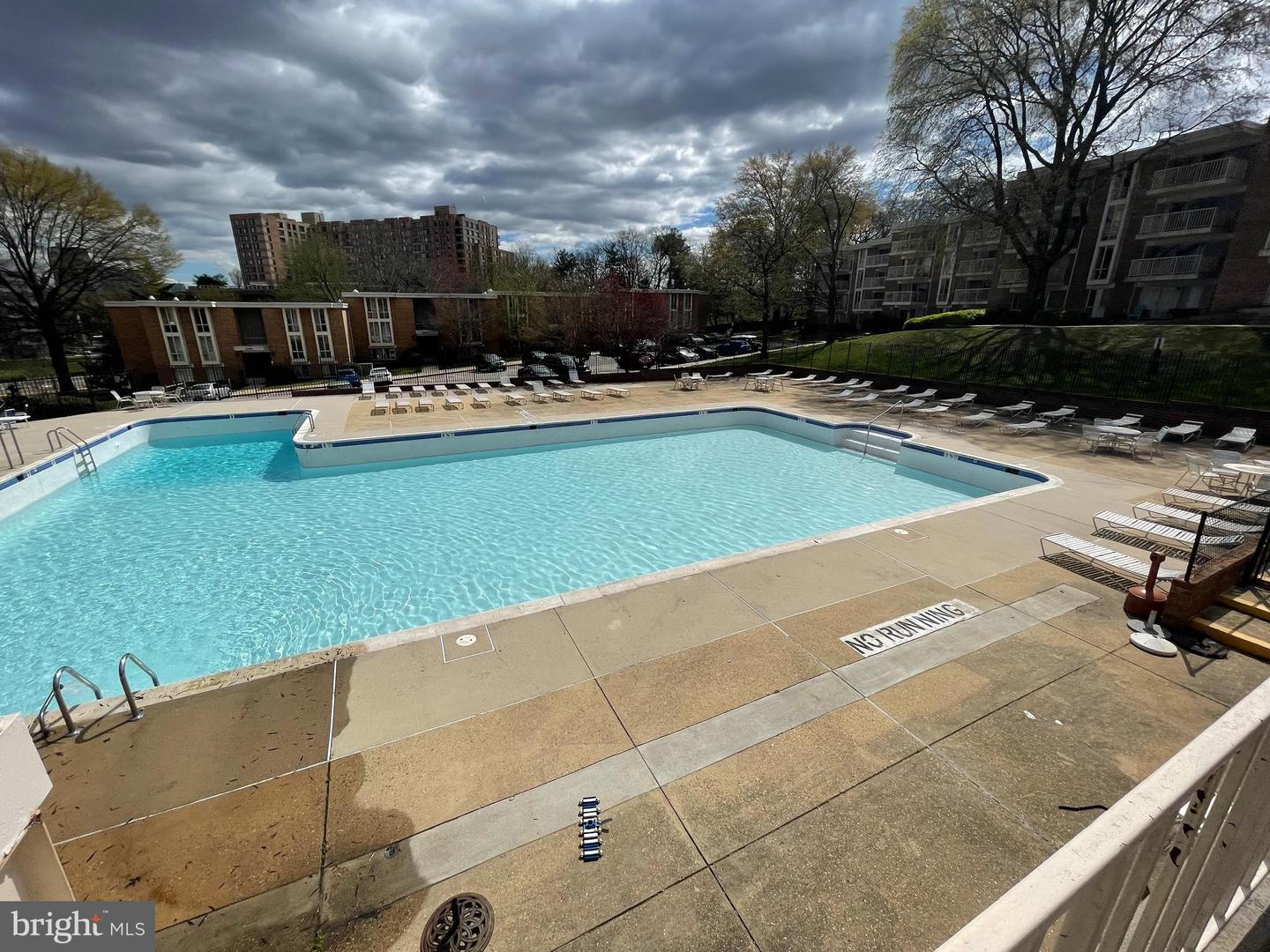 2624 WAGON DR #304, ALEXANDRIA, Virginia 22303, 1 Bedroom Bedrooms, ,1 BathroomBathrooms,Residential,For sale,2624 WAGON DR #304,VAFX2265048 MLS # VAFX2265048