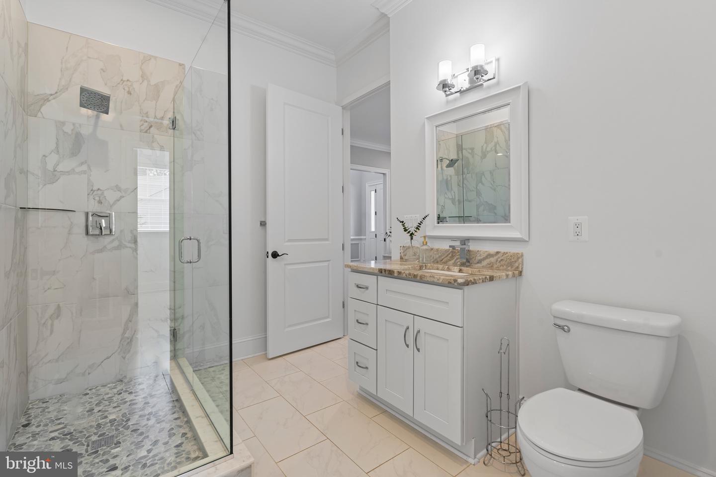 7606 LEONARD DR, FALLS CHURCH, Virginia 22043, 5 Bedrooms Bedrooms, ,5 BathroomsBathrooms,Residential,For sale,7606 LEONARD DR,VAFX2265084 MLS # VAFX2265084
