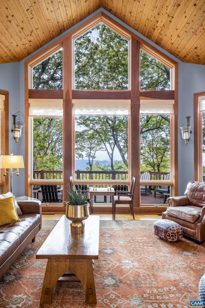 76 CRAB ORCHARD LN, WINTERGREEN RESORT, Virginia 22967, 5 Bedrooms Bedrooms, ,4 BathroomsBathrooms,Residential,For sale,76 CRAB ORCHARD LN,668599 MLS # 668599