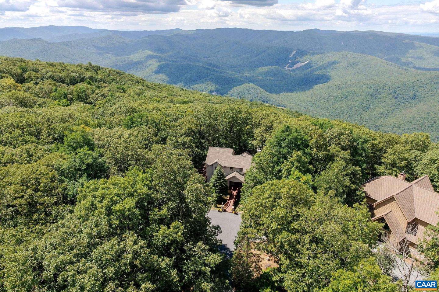 76 CRAB ORCHARD LN, WINTERGREEN RESORT, Virginia 22967, 5 Bedrooms Bedrooms, ,4 BathroomsBathrooms,Residential,For sale,76 CRAB ORCHARD LN,668599 MLS # 668599