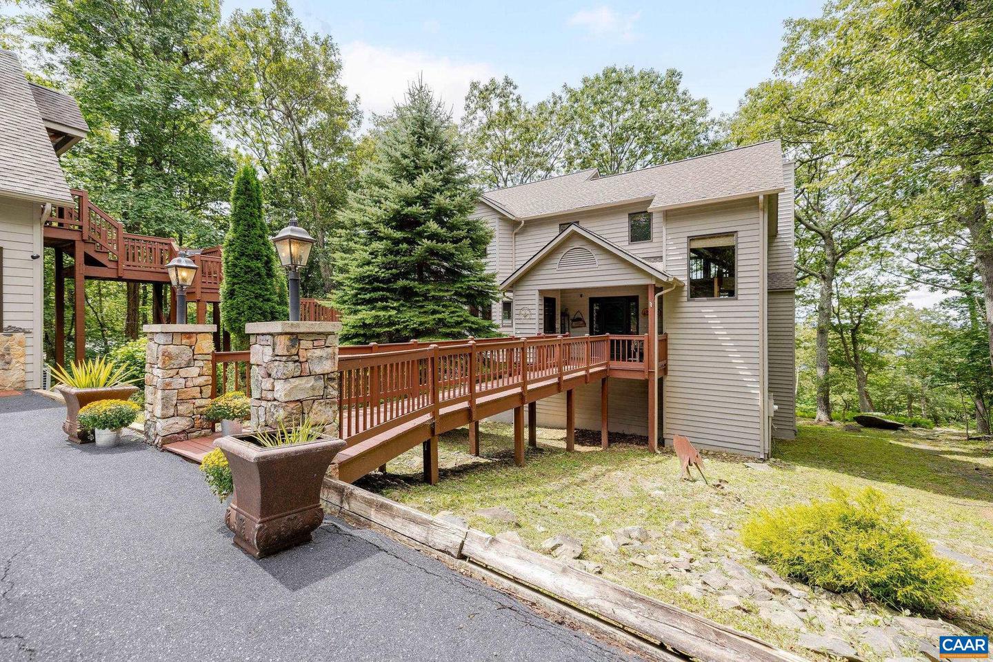 76 CRAB ORCHARD LN, WINTERGREEN RESORT, Virginia 22967, 5 Bedrooms Bedrooms, ,4 BathroomsBathrooms,Residential,For sale,76 CRAB ORCHARD LN,668599 MLS # 668599