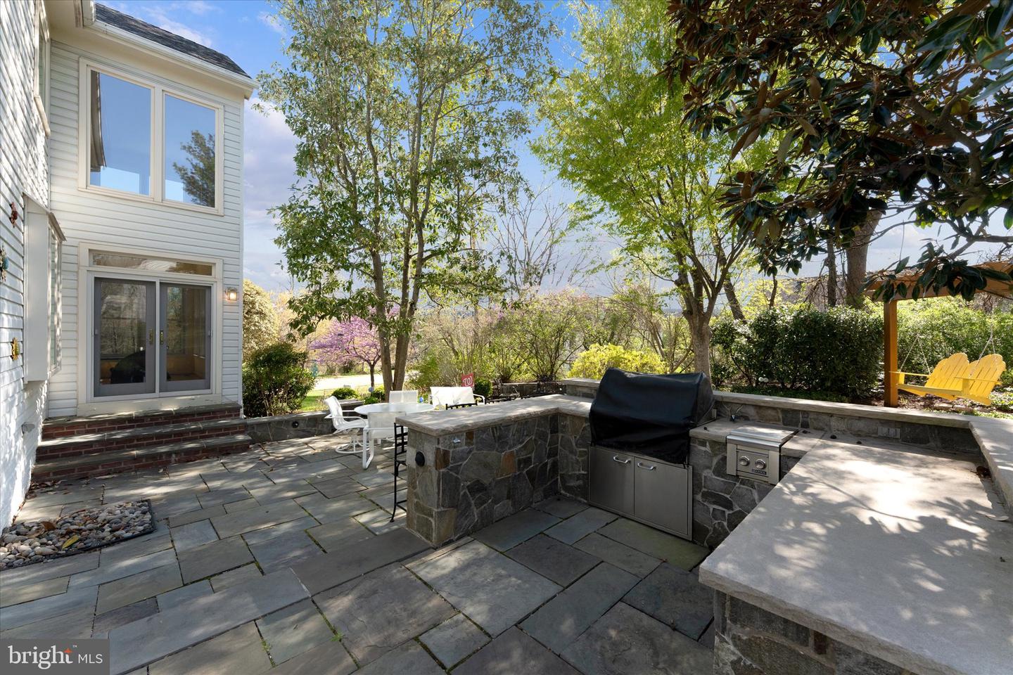 5101 CLAYBANK LN, CENTREVILLE, Virginia 20120, 4 Bedrooms Bedrooms, ,3 BathroomsBathrooms,Residential,For sale,5101 CLAYBANK LN,VAFX2265036 MLS # VAFX2265036