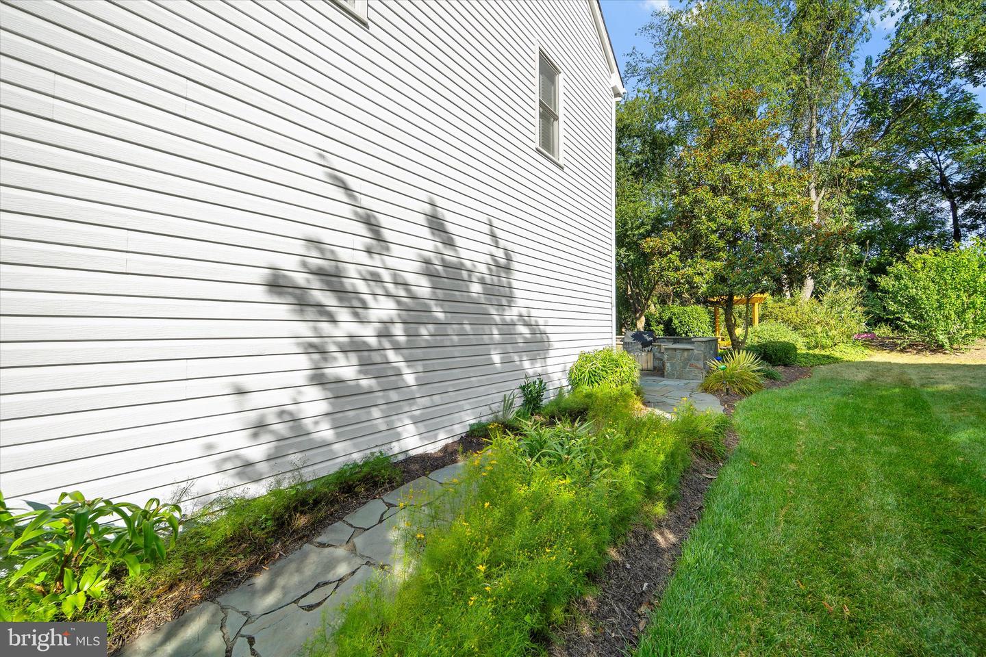 5101 CLAYBANK LN, CENTREVILLE, Virginia 20120, 4 Bedrooms Bedrooms, ,3 BathroomsBathrooms,Residential,For sale,5101 CLAYBANK LN,VAFX2265036 MLS # VAFX2265036
