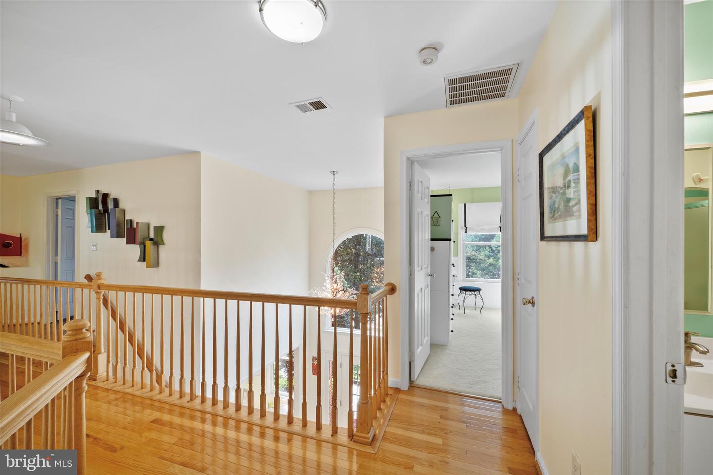 5101 CLAYBANK LN, CENTREVILLE, Virginia 20120, 4 Bedrooms Bedrooms, ,3 BathroomsBathrooms,Residential,For sale,5101 CLAYBANK LN,VAFX2265036 MLS # VAFX2265036