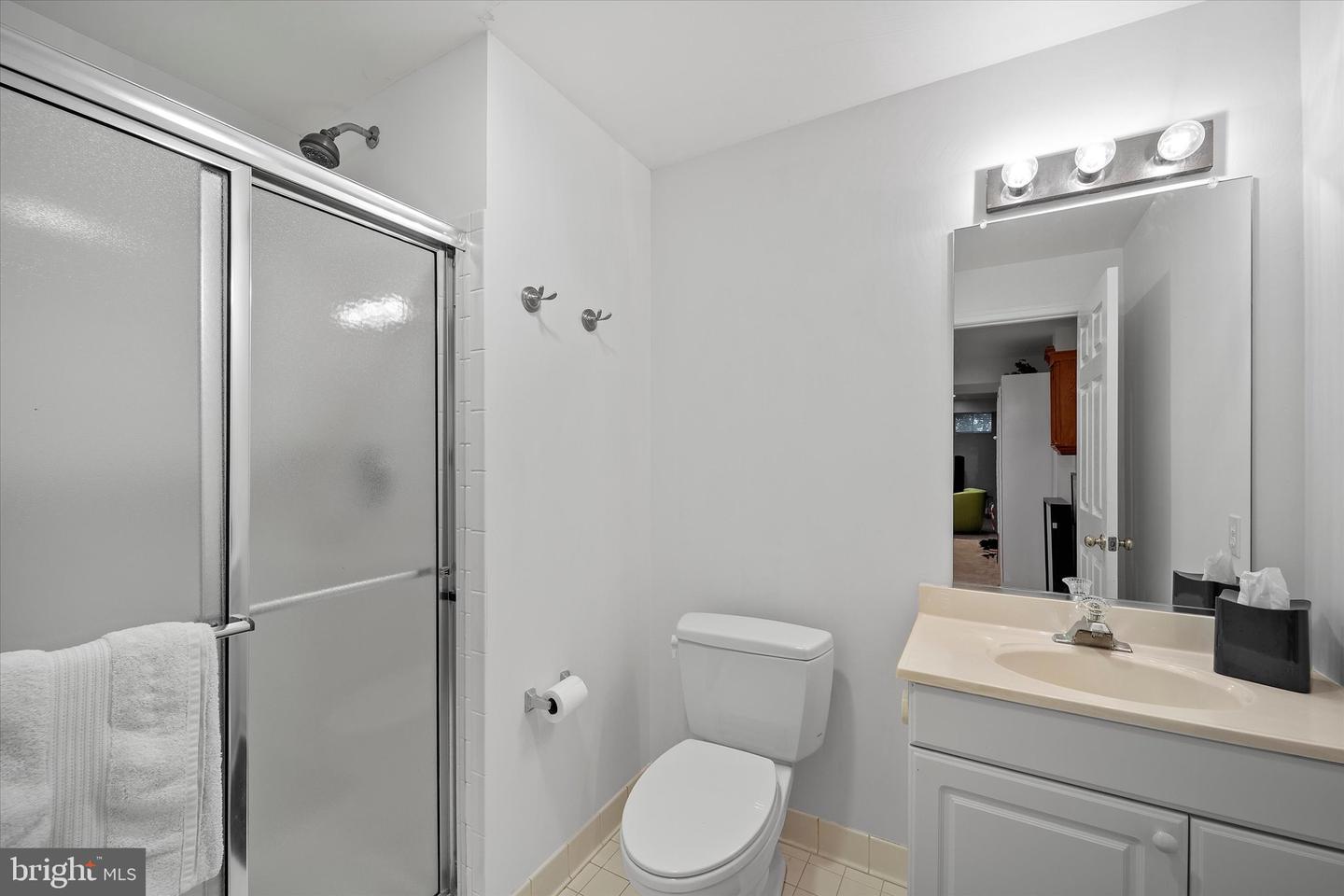 5101 CLAYBANK LN, CENTREVILLE, Virginia 20120, 4 Bedrooms Bedrooms, ,3 BathroomsBathrooms,Residential,For sale,5101 CLAYBANK LN,VAFX2265036 MLS # VAFX2265036