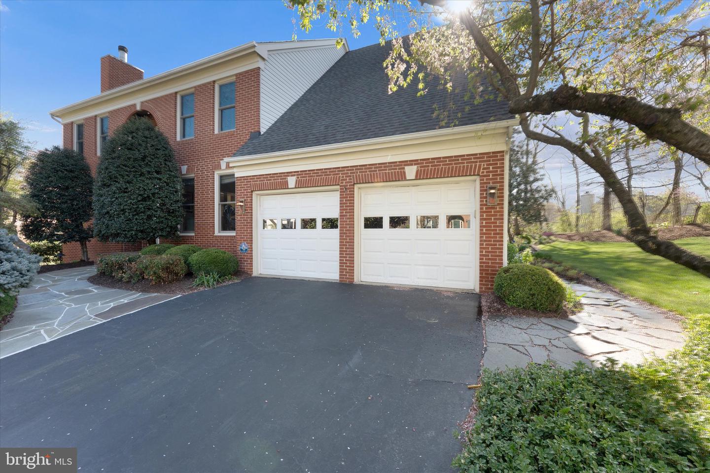 5101 CLAYBANK LN, CENTREVILLE, Virginia 20120, 4 Bedrooms Bedrooms, ,3 BathroomsBathrooms,Residential,For sale,5101 CLAYBANK LN,VAFX2265036 MLS # VAFX2265036