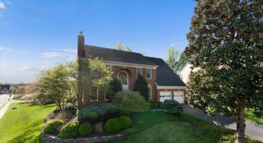 5101 CLAYBANK LN, CENTREVILLE, Virginia 20120, 4 Bedrooms Bedrooms, ,3 BathroomsBathrooms,Residential,For sale,5101 CLAYBANK LN,VAFX2265036 MLS # VAFX2265036