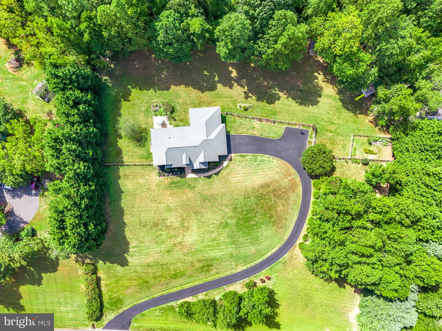 81 PEACOCK STATION DR, FREDERICKSBURG, Virginia 22406, 4 Bedrooms Bedrooms, ,2 BathroomsBathrooms,Residential,For sale,81 PEACOCK STATION DR,VAST2042444 MLS # VAST2042444