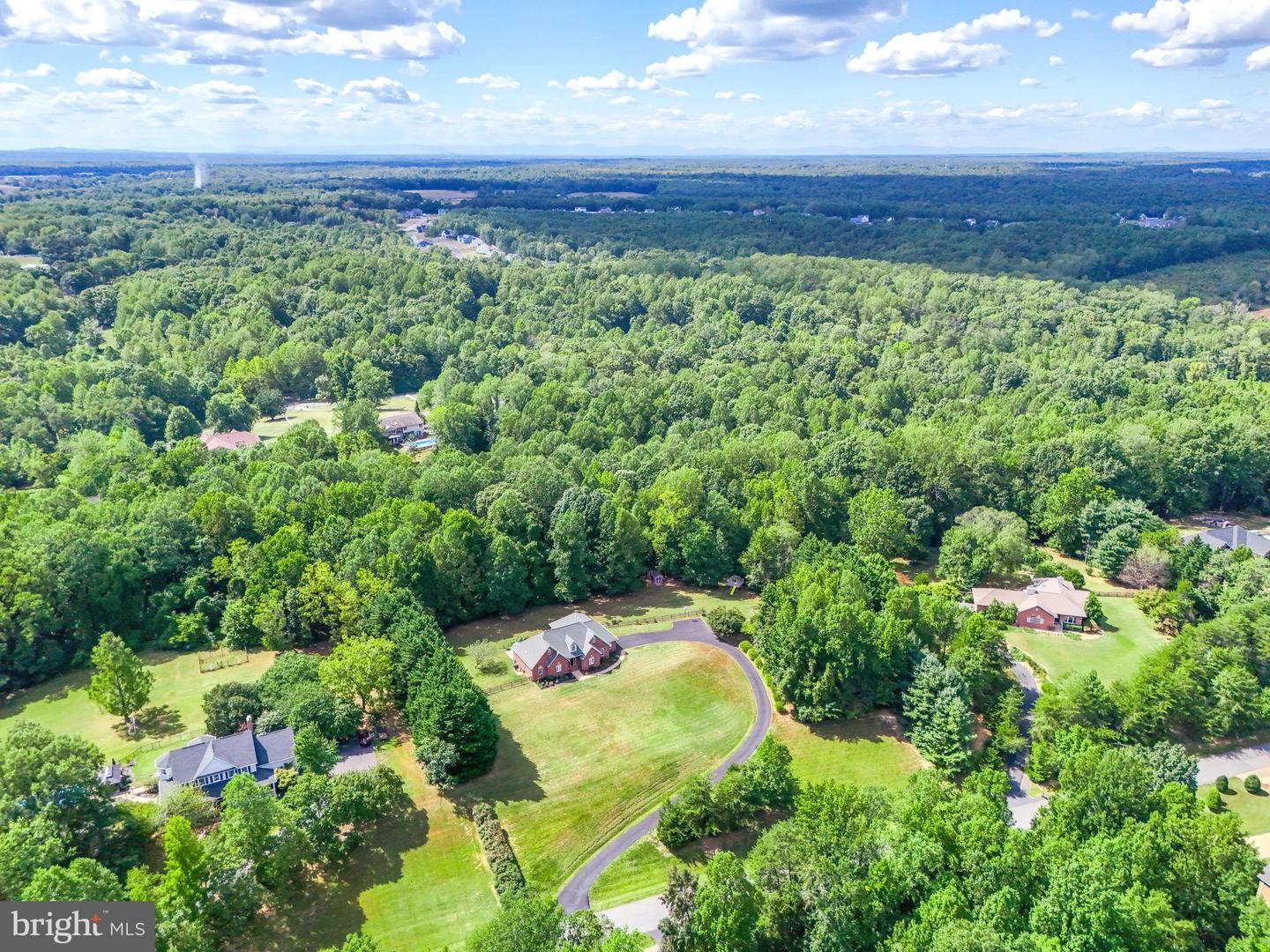 81 PEACOCK STATION DR, FREDERICKSBURG, Virginia 22406, 4 Bedrooms Bedrooms, ,2 BathroomsBathrooms,Residential,For sale,81 PEACOCK STATION DR,VAST2042444 MLS # VAST2042444