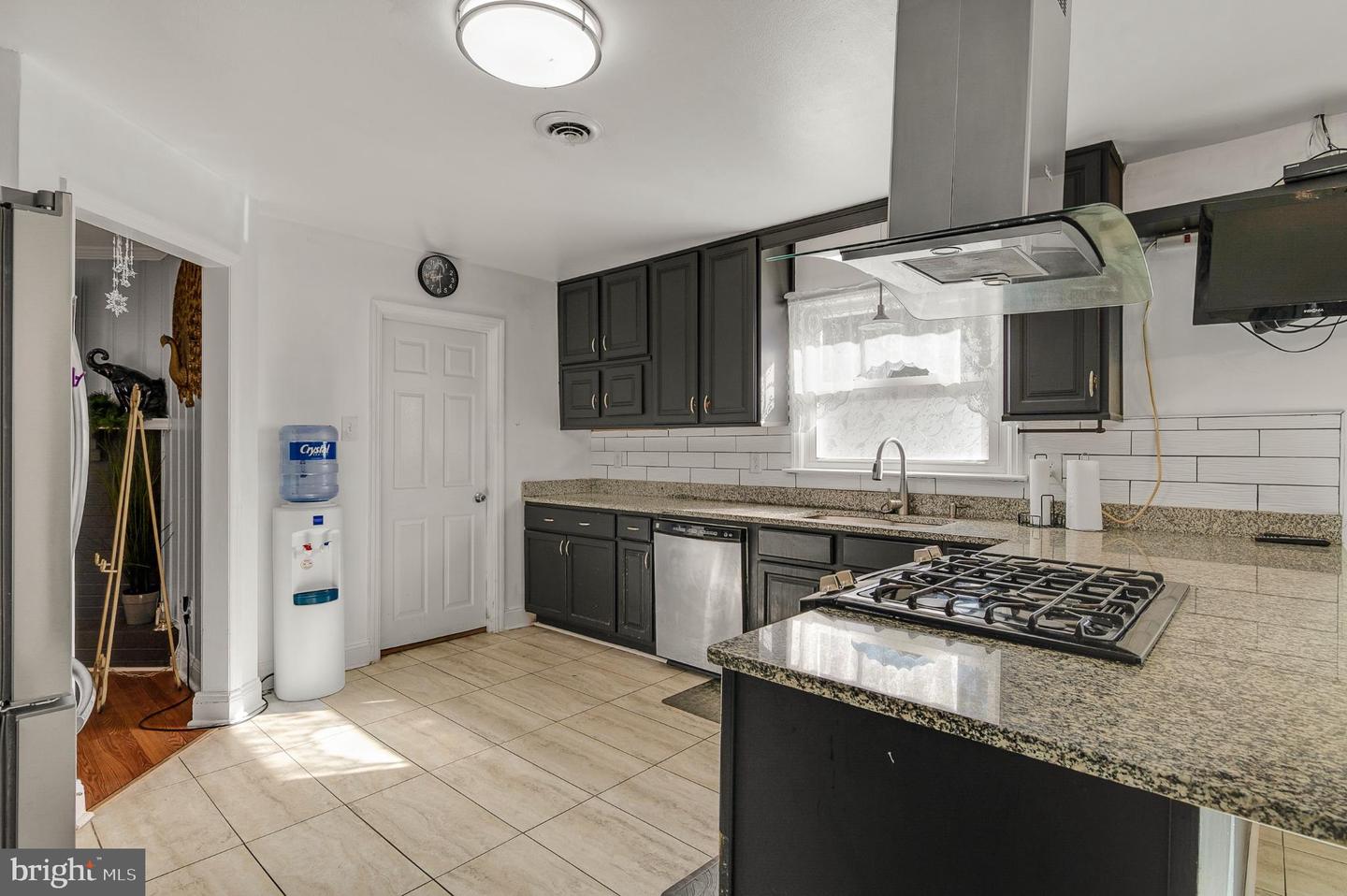 701 N COURTHOUSE RD, NORTH CHESTERFIELD, Virginia 23236, 3 Bedrooms Bedrooms, ,2 BathroomsBathrooms,Residential,For sale,701 N COURTHOUSE RD,VACF2001262 MLS # VACF2001262