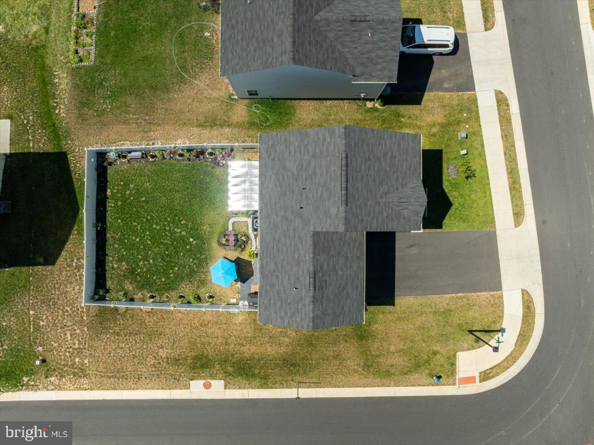 2015 SHOESHINE AVE, ROCKINGHAM, Virginia 22801, 4 Bedrooms Bedrooms, 7 Rooms Rooms,2 BathroomsBathrooms,Residential,For sale,2015 SHOESHINE AVE,VARO2002552 MLS # VARO2002552