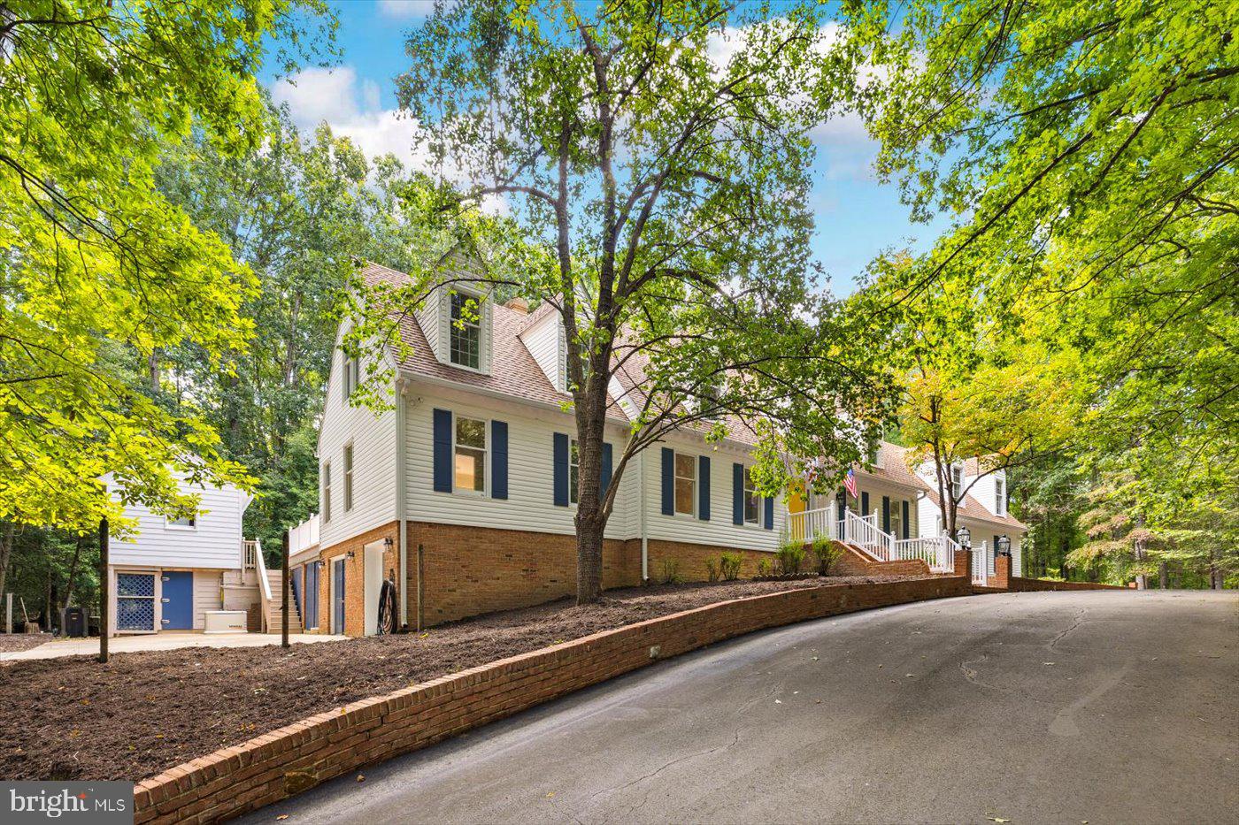 8100 BATTLE TRACE LN, SPOTSYLVANIA, Virginia 22553, 3 Bedrooms Bedrooms, ,4 BathroomsBathrooms,Residential,For sale,8100 BATTLE TRACE LN,VASP2036054 MLS # VASP2036054
