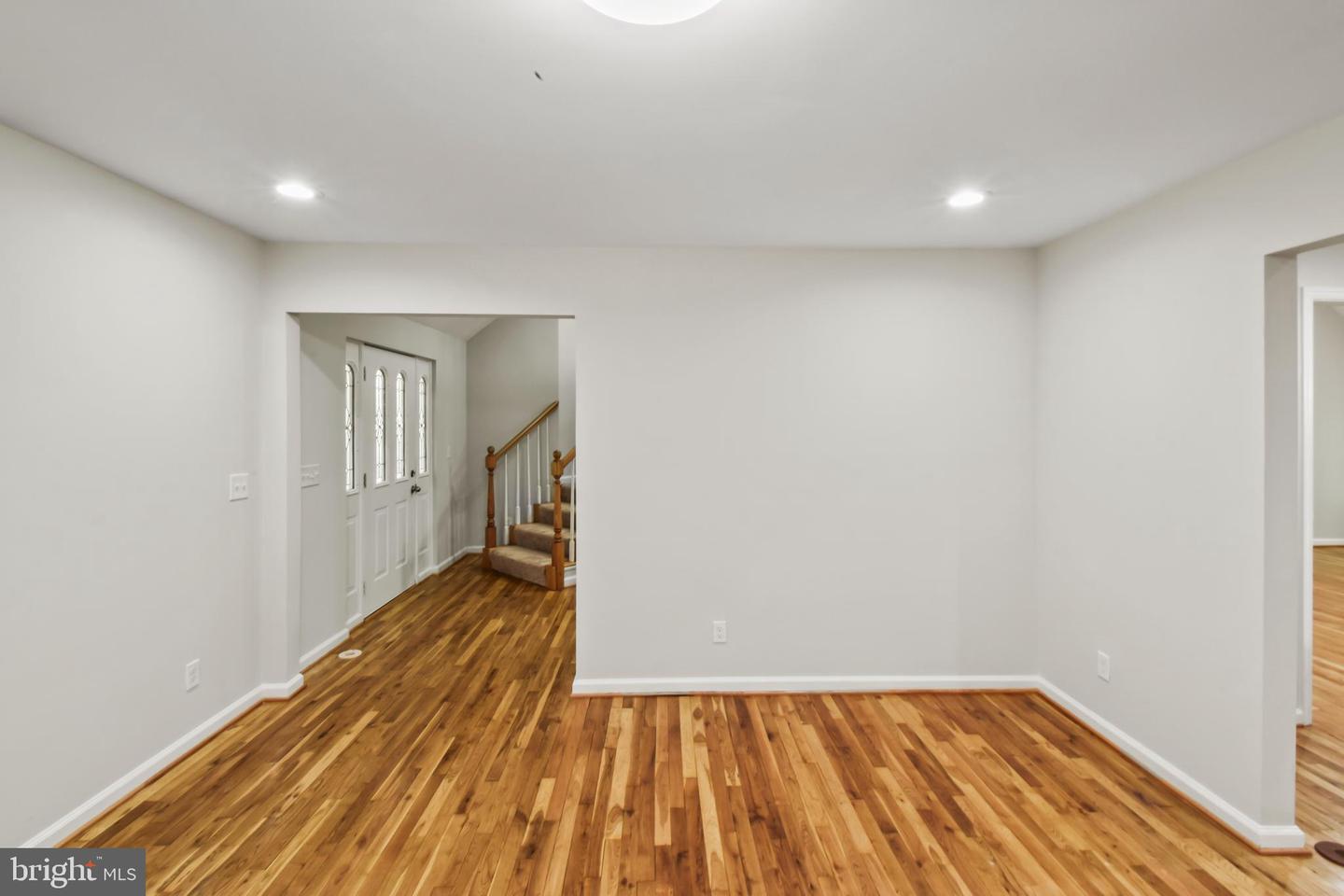 10268 JOHN MARSHALL HWY, DELAPLANE, Virginia 20144, 4 Bedrooms Bedrooms, ,3 BathroomsBathrooms,Residential,For sale,10268 JOHN MARSHALL HWY,VAFQ2018192 MLS # VAFQ2018192