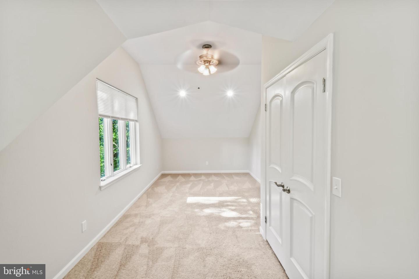 10268 JOHN MARSHALL HWY, DELAPLANE, Virginia 20144, 4 Bedrooms Bedrooms, ,3 BathroomsBathrooms,Residential,For sale,10268 JOHN MARSHALL HWY,VAFQ2018192 MLS # VAFQ2018192