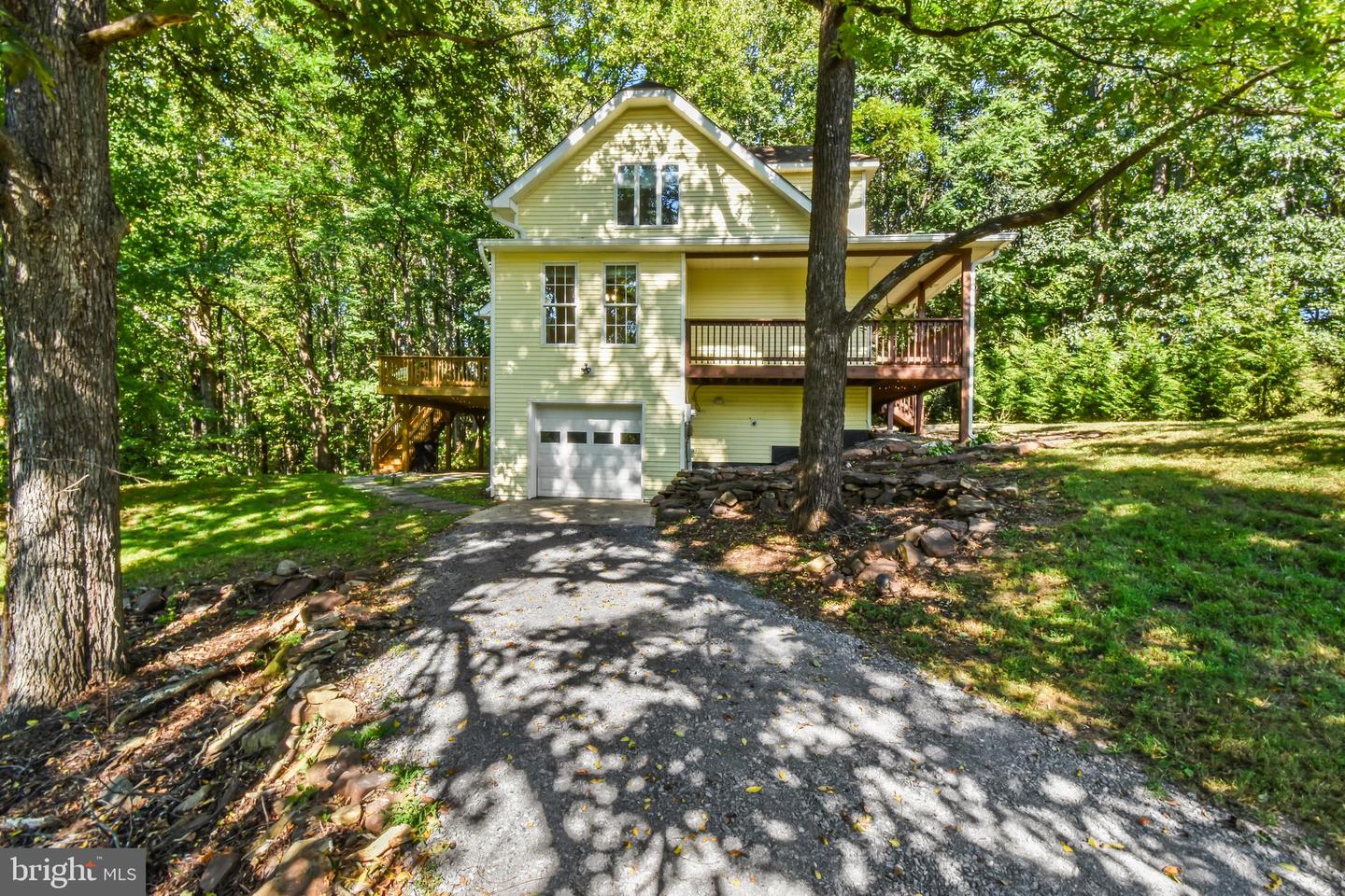 10268 JOHN MARSHALL HWY, DELAPLANE, Virginia 20144, 4 Bedrooms Bedrooms, ,3 BathroomsBathrooms,Residential,For sale,10268 JOHN MARSHALL HWY,VAFQ2018192 MLS # VAFQ2018192