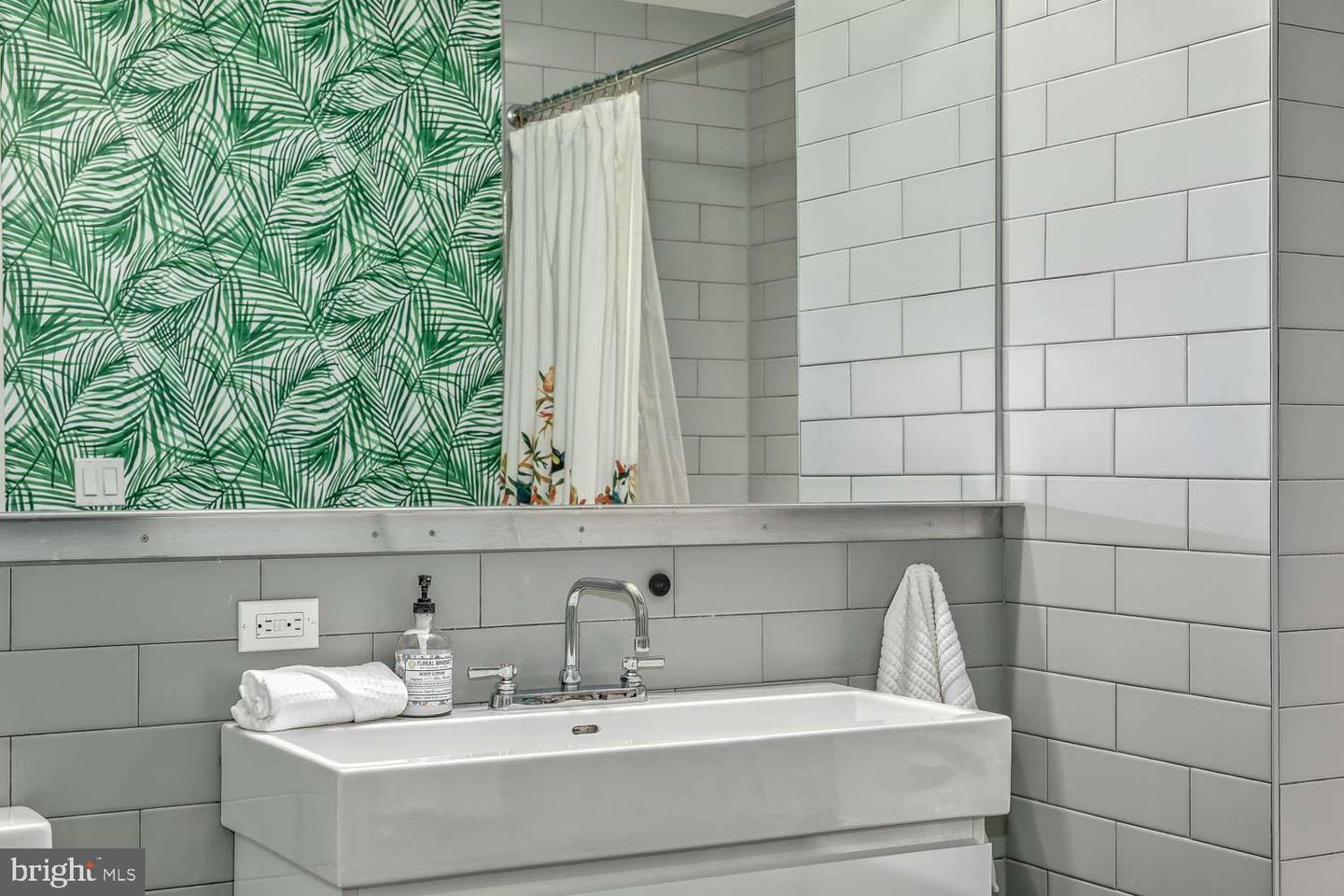 2030 8TH ST NW #513, WASHINGTON, District Of Columbia 20001, 1 Bedroom Bedrooms, ,1 BathroomBathrooms,Residential,For sale,2030 8TH ST NW #513,DCDC2220492 MLS # DCDC2220492