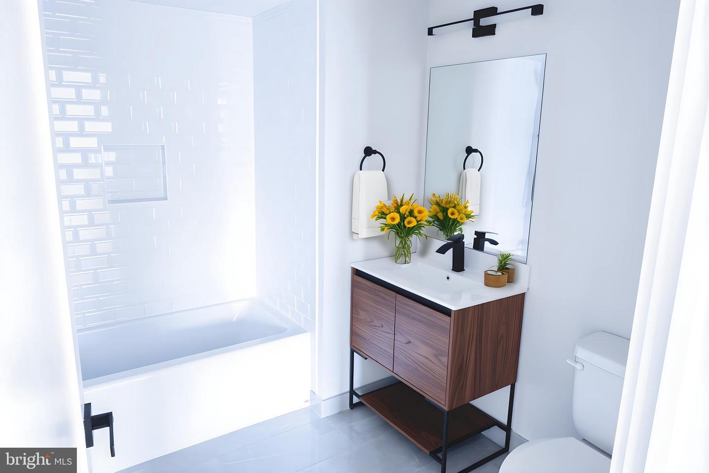 919 12TH ST NE #A301, WASHINGTON, District Of Columbia 20002, 1 Bedroom Bedrooms, ,1 BathroomBathrooms,Residential,For sale,919 12TH ST NE #A301,DCDC2220618 MLS # DCDC2220618 919 12TH ST NE #A301, WASHINGTON, District Of Columbia 20002, 1 Bedroom Bedrooms, ,1 BathroomBathrooms,Residential,For sale,919 12TH ST NE #A301,DCDC2220618 MLS # DCDC2220618