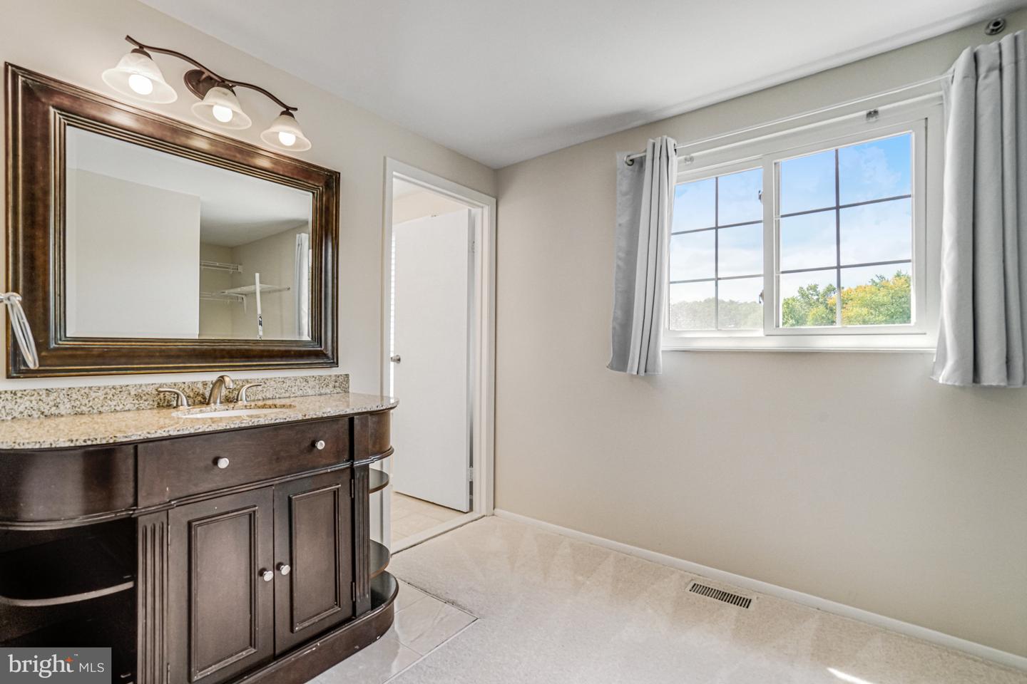 7307 BONNIEMILL LN, SPRINGFIELD, Virginia 22150, 5 Bedrooms Bedrooms, ,3 BathroomsBathrooms,Residential,For sale,7307 BONNIEMILL LN,VAFX2265124 MLS # VAFX2265124