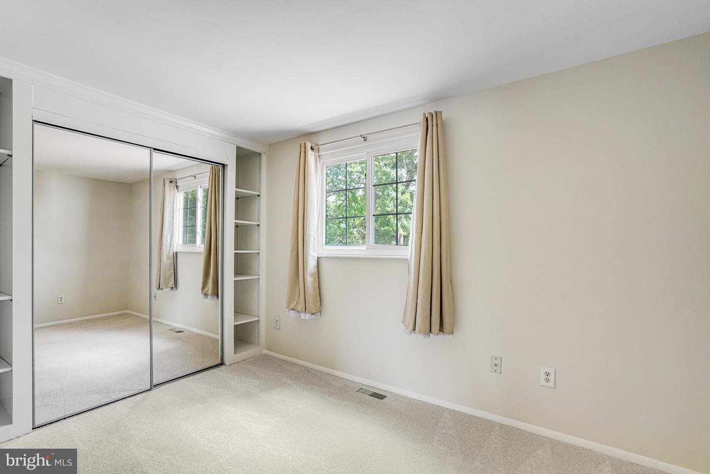 7307 BONNIEMILL LN, SPRINGFIELD, Virginia 22150, 5 Bedrooms Bedrooms, ,3 BathroomsBathrooms,Residential,For sale,7307 BONNIEMILL LN,VAFX2265124 MLS # VAFX2265124