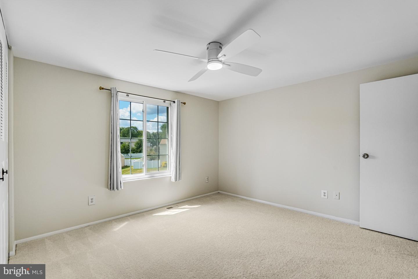7307 BONNIEMILL LN, SPRINGFIELD, Virginia 22150, 5 Bedrooms Bedrooms, ,3 BathroomsBathrooms,Residential,For sale,7307 BONNIEMILL LN,VAFX2265124 MLS # VAFX2265124