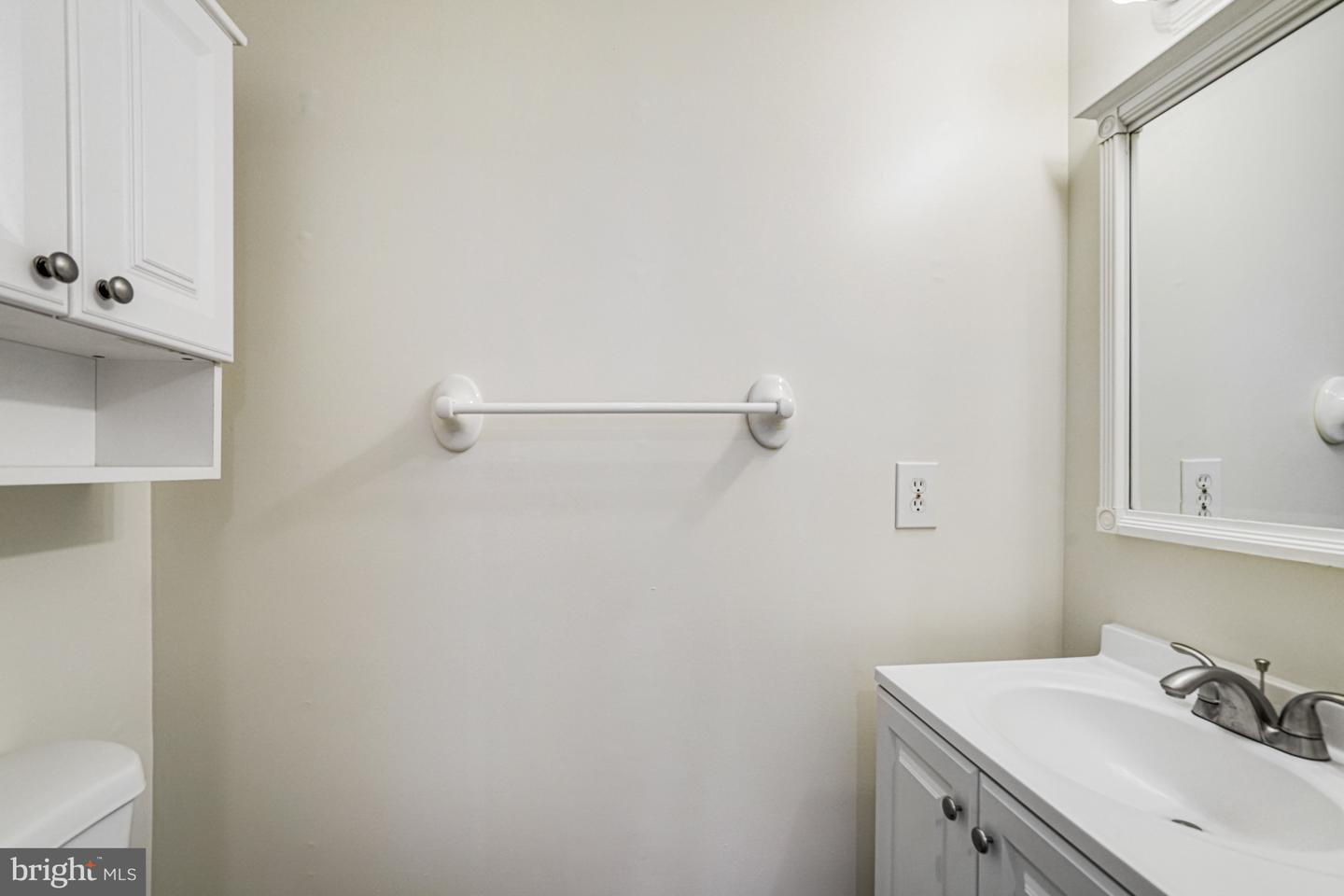 7307 BONNIEMILL LN, SPRINGFIELD, Virginia 22150, 5 Bedrooms Bedrooms, ,3 BathroomsBathrooms,Residential,For sale,7307 BONNIEMILL LN,VAFX2265124 MLS # VAFX2265124