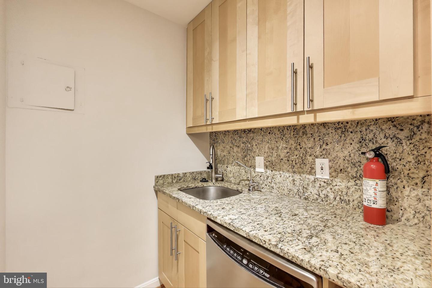 1435 4TH ST SW #B609, WASHINGTON, District Of Columbia 20024, 1 Bedroom Bedrooms, 2 Rooms Rooms,1 BathroomBathrooms,Residential,For sale,1435 4TH ST SW #B609,DCDC2220528 MLS # DCDC2220528