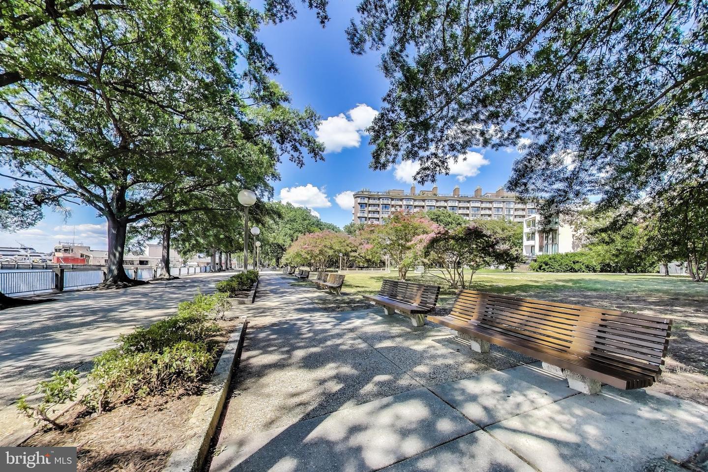 1435 4TH ST SW #B609, WASHINGTON, District Of Columbia 20024, 1 Bedroom Bedrooms, 2 Rooms Rooms,1 BathroomBathrooms,Residential,For sale,1435 4TH ST SW #B609,DCDC2220528 MLS # DCDC2220528