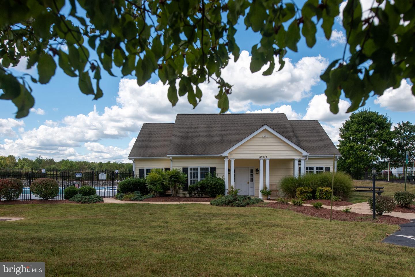 2011 CHESTERFIELD RD, LOCUST GROVE, Virginia 22508, 4 Bedrooms Bedrooms, ,3 BathroomsBathrooms,Residential,For sale,2011 CHESTERFIELD RD,VAOR2010680 MLS # VAOR2010680
