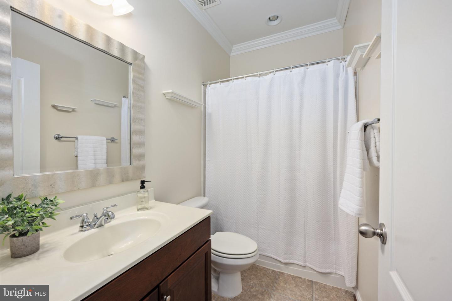 2011 CHESTERFIELD RD, LOCUST GROVE, Virginia 22508, 4 Bedrooms Bedrooms, ,3 BathroomsBathrooms,Residential,For sale,2011 CHESTERFIELD RD,VAOR2010680 MLS # VAOR2010680