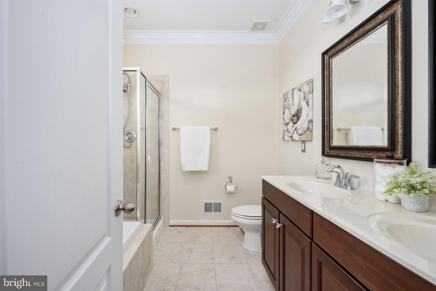 2011 CHESTERFIELD RD, LOCUST GROVE, Virginia 22508, 4 Bedrooms Bedrooms, ,3 BathroomsBathrooms,Residential,For sale,2011 CHESTERFIELD RD,VAOR2010680 MLS # VAOR2010680