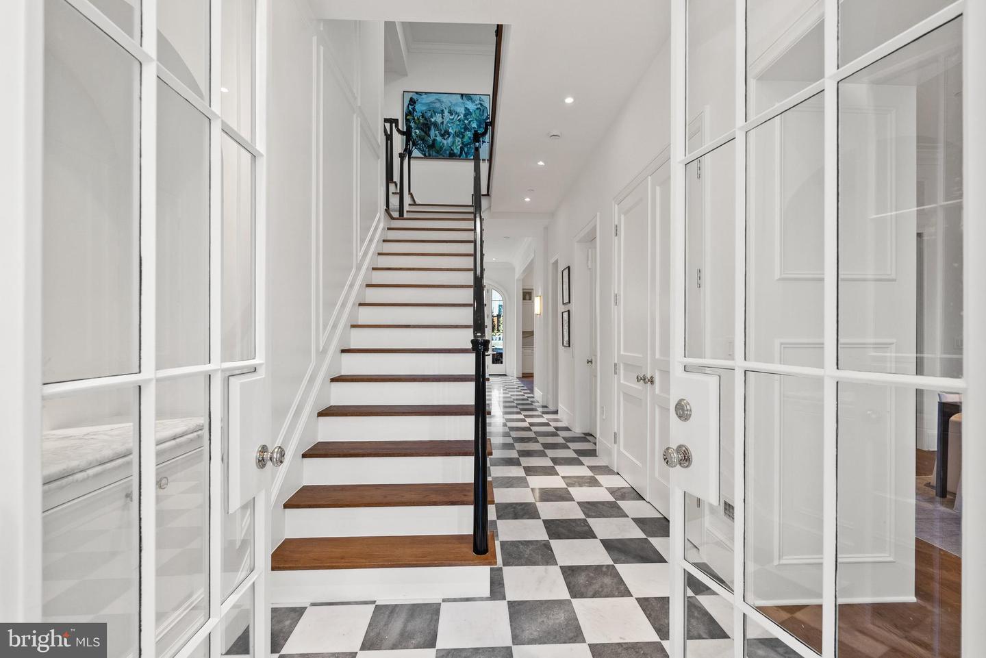 1524 33RD ST NW, WASHINGTON, District Of Columbia 20007, 6 Bedrooms Bedrooms, ,6 BathroomsBathrooms,Residential,For sale,1524 33RD ST NW,DCDC2220696 MLS # DCDC2220696