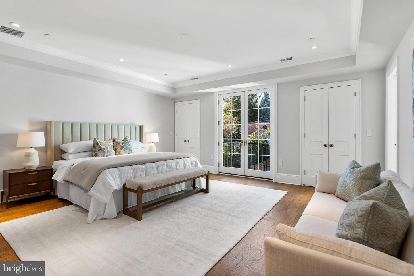 1524 33RD ST NW, WASHINGTON, District Of Columbia 20007, 6 Bedrooms Bedrooms, ,6 BathroomsBathrooms,Residential,For sale,1524 33RD ST NW,DCDC2220696 MLS # DCDC2220696