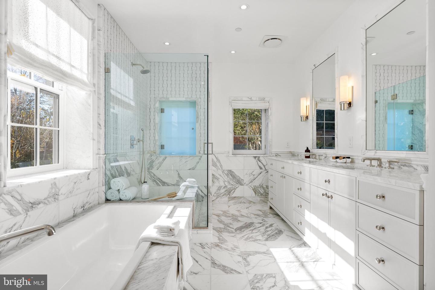 1524 33RD ST NW, WASHINGTON, District Of Columbia 20007, 6 Bedrooms Bedrooms, ,6 BathroomsBathrooms,Residential,For sale,1524 33RD ST NW,DCDC2220696 MLS # DCDC2220696