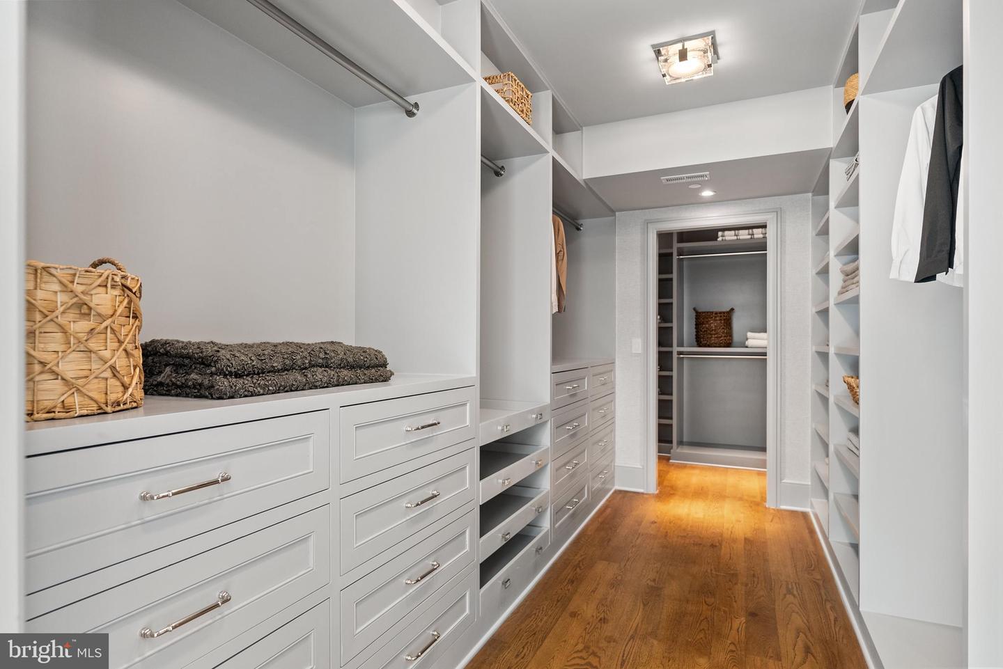1524 33RD ST NW, WASHINGTON, District Of Columbia 20007, 6 Bedrooms Bedrooms, ,6 BathroomsBathrooms,Residential,For sale,1524 33RD ST NW,DCDC2220696 MLS # DCDC2220696