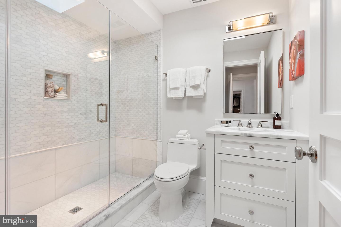 1524 33RD ST NW, WASHINGTON, District Of Columbia 20007, 6 Bedrooms Bedrooms, ,6 BathroomsBathrooms,Residential,For sale,1524 33RD ST NW,DCDC2220696 MLS # DCDC2220696