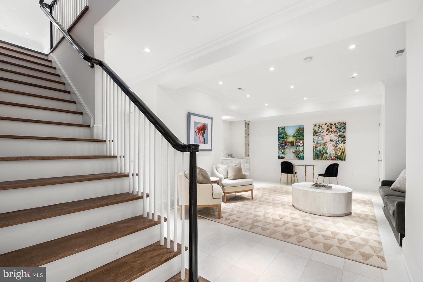 1524 33RD ST NW, WASHINGTON, District Of Columbia 20007, 6 Bedrooms Bedrooms, ,6 BathroomsBathrooms,Residential,For sale,1524 33RD ST NW,DCDC2220696 MLS # DCDC2220696