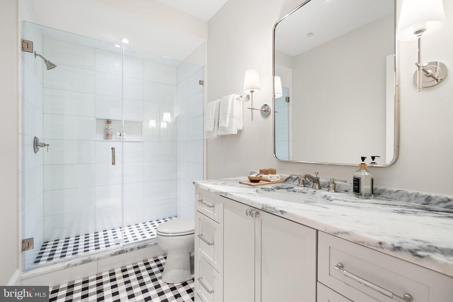 1524 33RD ST NW, WASHINGTON, District Of Columbia 20007, 6 Bedrooms Bedrooms, ,6 BathroomsBathrooms,Residential,For sale,1524 33RD ST NW,DCDC2220696 MLS # DCDC2220696