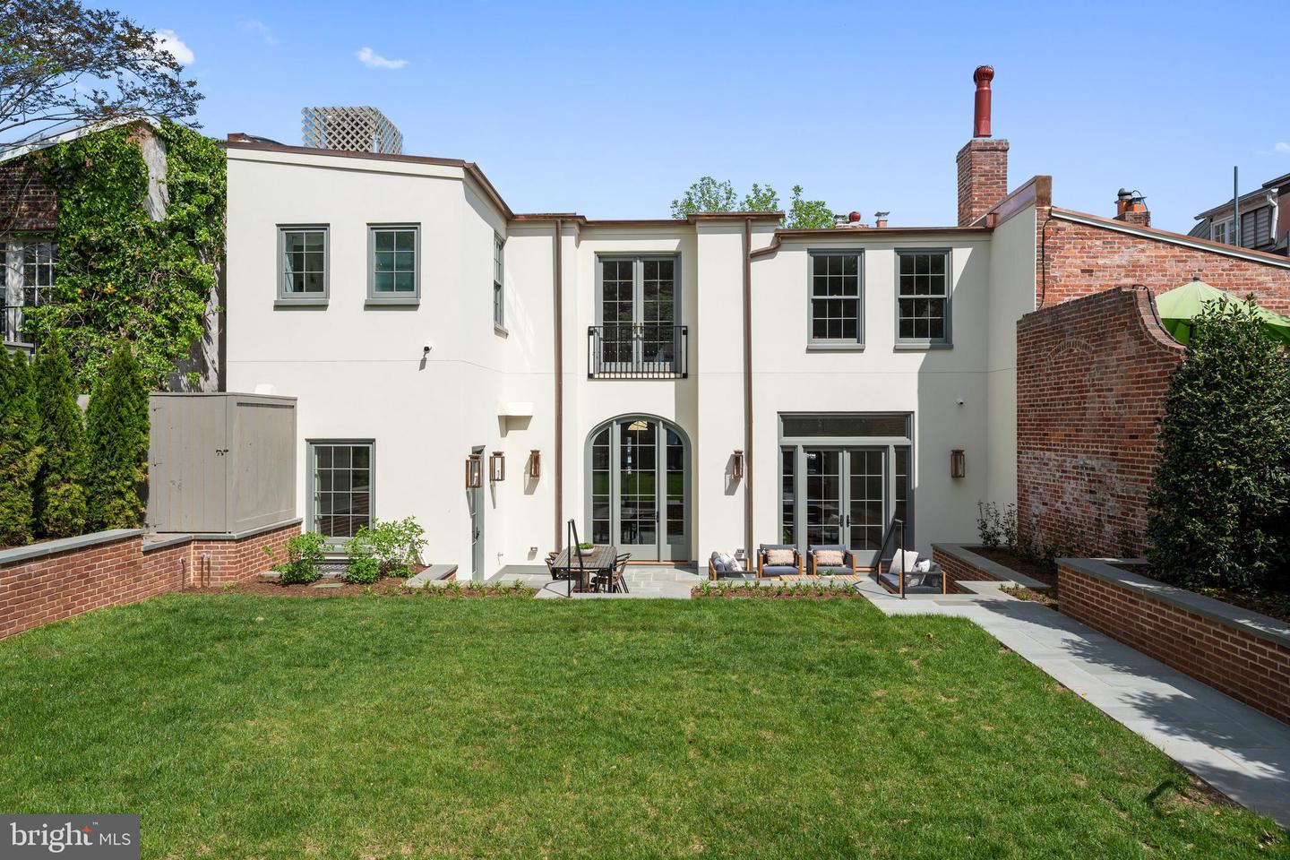 1524 33RD ST NW, WASHINGTON, District Of Columbia 20007, 6 Bedrooms Bedrooms, ,6 BathroomsBathrooms,Residential,For sale,1524 33RD ST NW,DCDC2220696 MLS # DCDC2220696
