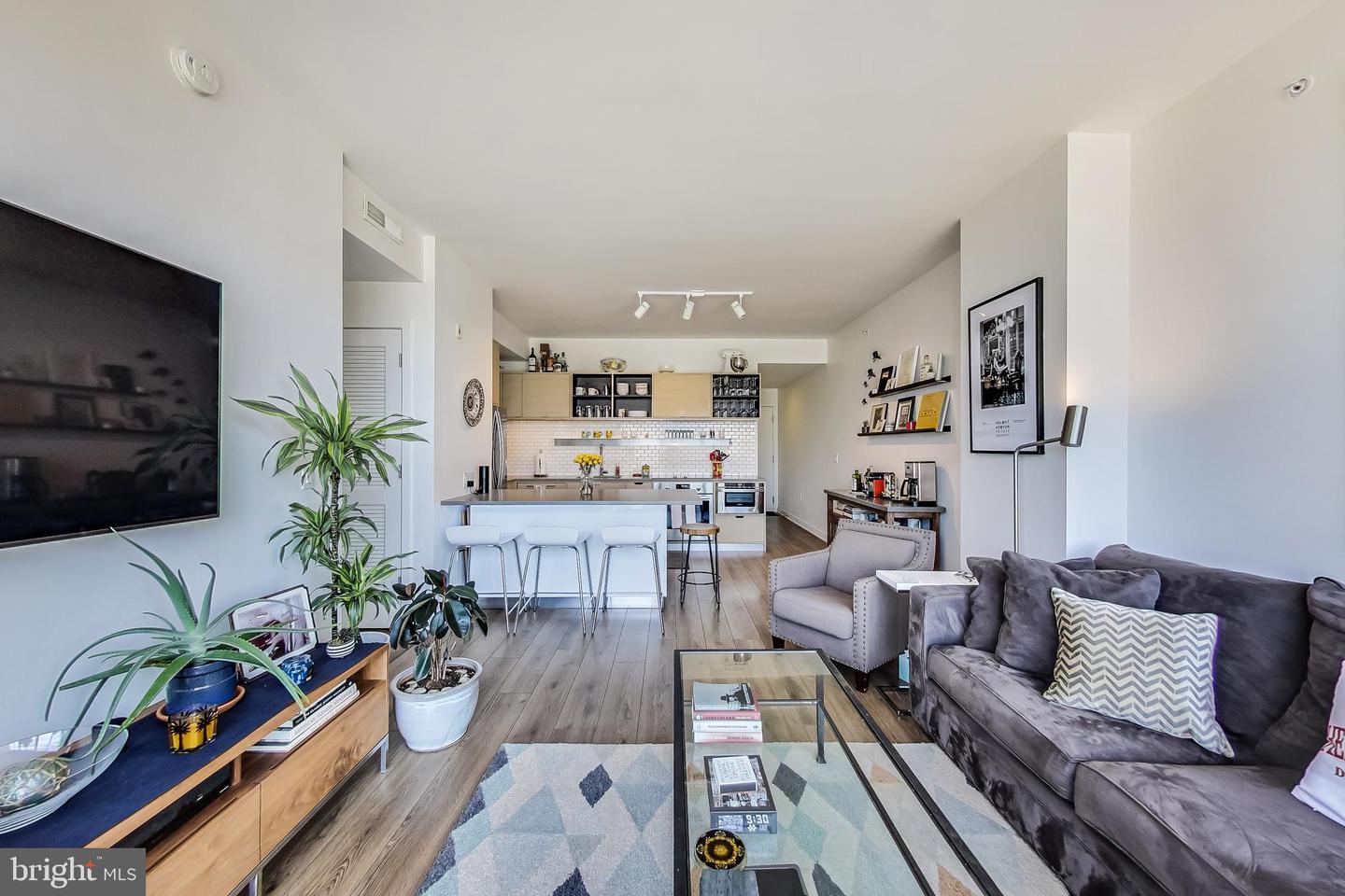 2030 8TH ST NW #409, WASHINGTON, District Of Columbia 20001, 2 Bedrooms Bedrooms, ,2 BathroomsBathrooms,Residential,For sale,2030 8TH ST NW #409,DCDC2220766 MLS # DCDC2220766