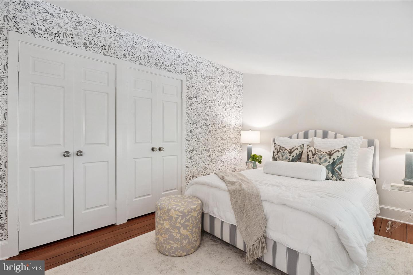 300 S COLUMBUS ST, ALEXANDRIA, Virginia 22314, 3 Bedrooms Bedrooms, 13 Rooms Rooms,3 BathroomsBathrooms,Residential,For sale,300 S COLUMBUS ST,VAAX2049368 MLS # VAAX2049368