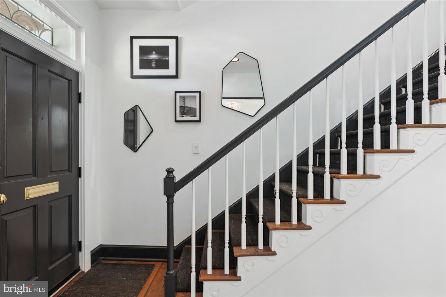300 S COLUMBUS ST, ALEXANDRIA, Virginia 22314, 3 Bedrooms Bedrooms, 13 Rooms Rooms,3 BathroomsBathrooms,Residential,For sale,300 S COLUMBUS ST,VAAX2049368 MLS # VAAX2049368