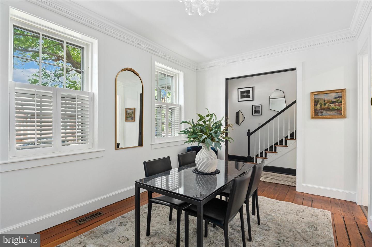 300 S COLUMBUS ST, ALEXANDRIA, Virginia 22314, 3 Bedrooms Bedrooms, 13 Rooms Rooms,3 BathroomsBathrooms,Residential,For sale,300 S COLUMBUS ST,VAAX2049368 MLS # VAAX2049368